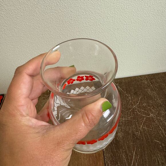 Vintage Retro Juice 1.5 Liter Glass Pitcher Carafe Red Floral Diamond Pattern - Picture 3 of 7